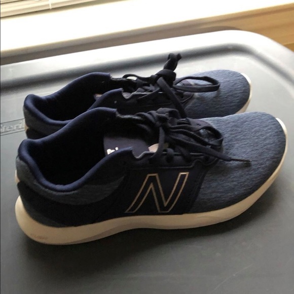 New Balance shoes - Picture 1 of 1